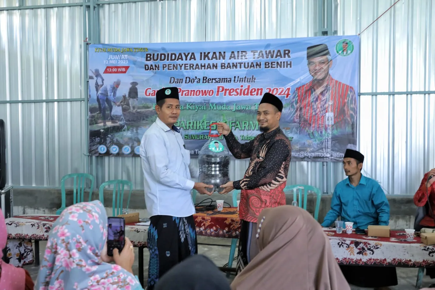 Kiyai Muda Dukung Ganjar Gelar Pelatihan Budi Daya Ikan Air Tawar di Kabupaten Tuban
