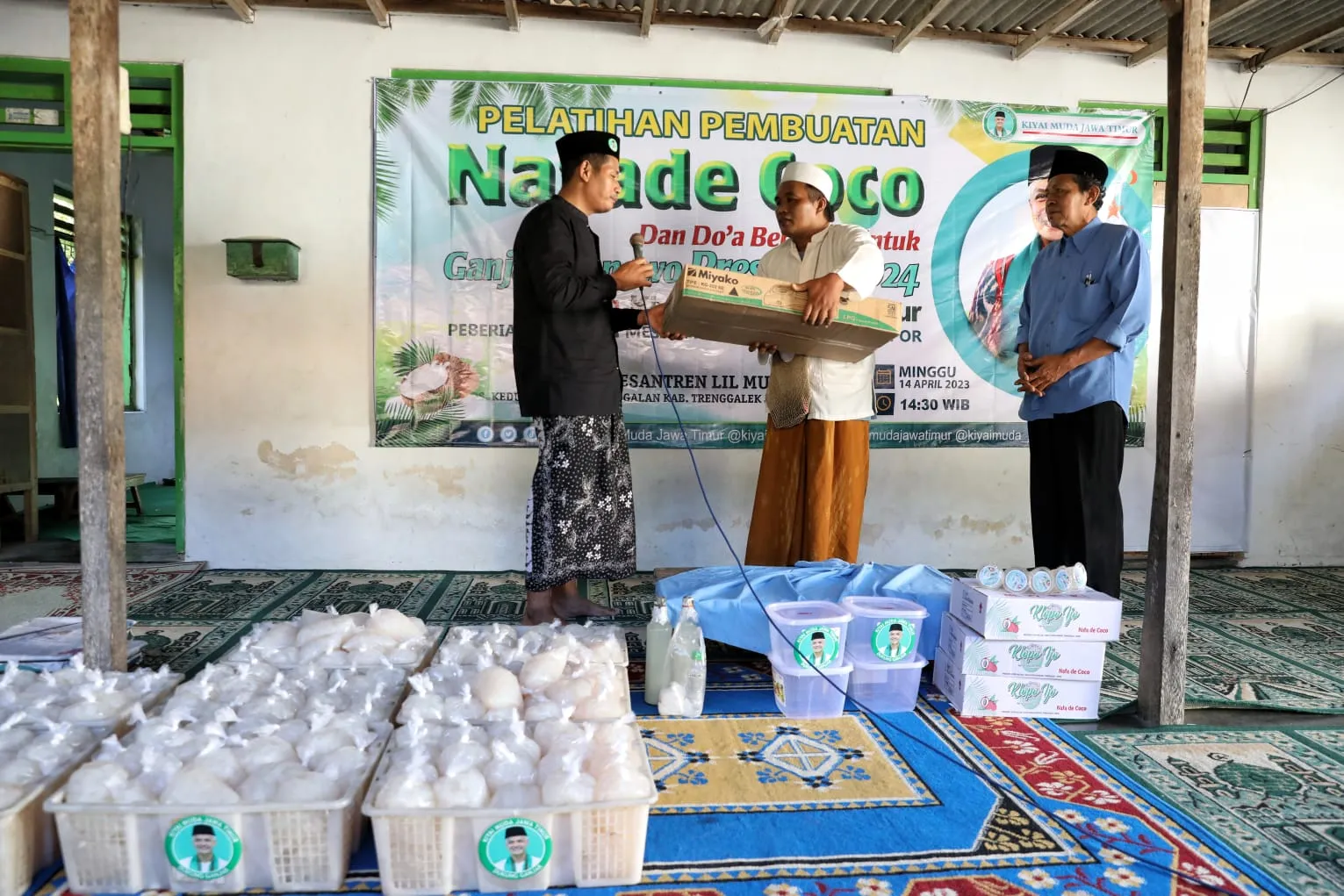 Kiyai Muda Jatim Tingkatkan Ekonomi Masyarakat Trenggalek Melalui Pelatihan Nata De Coco