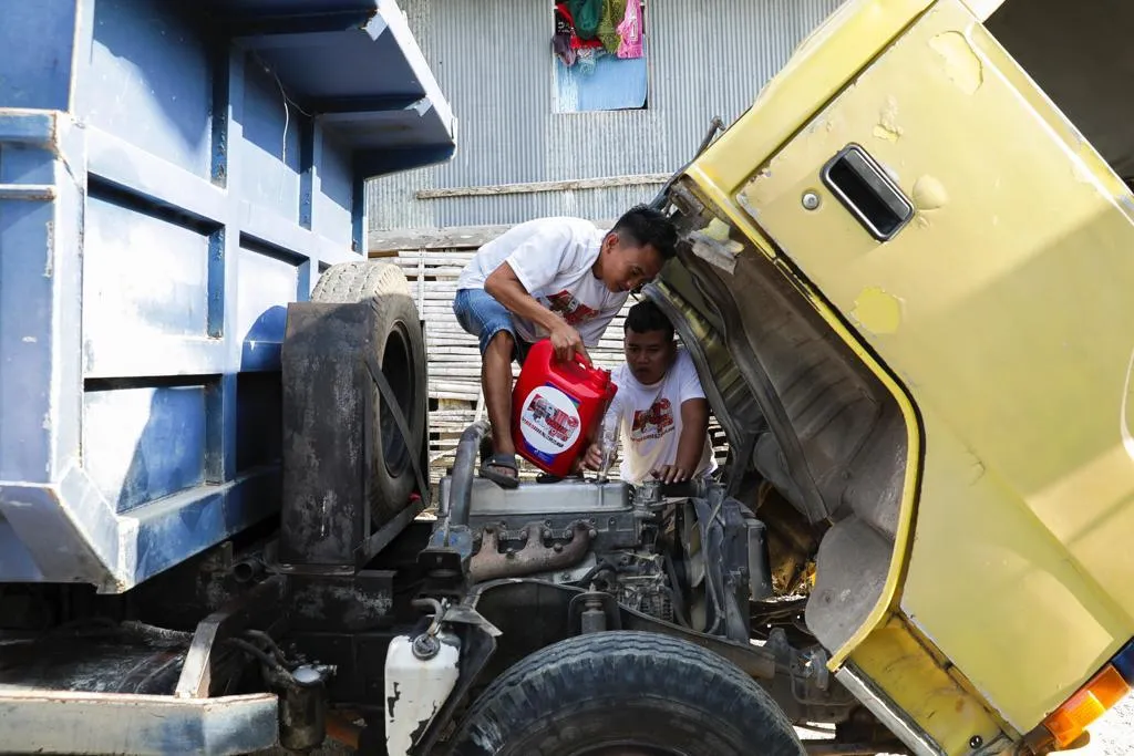 Begini Cara Komunitas Sopir Truk di Jatim Kenalkan Sosok Ganjar Pranowo
