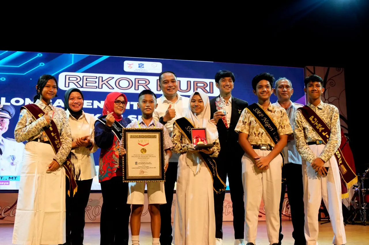 Pemkot Surabaya Pecahkan Rekor MURI Lomba Penelitian terbanyak Siswa SD-SMP