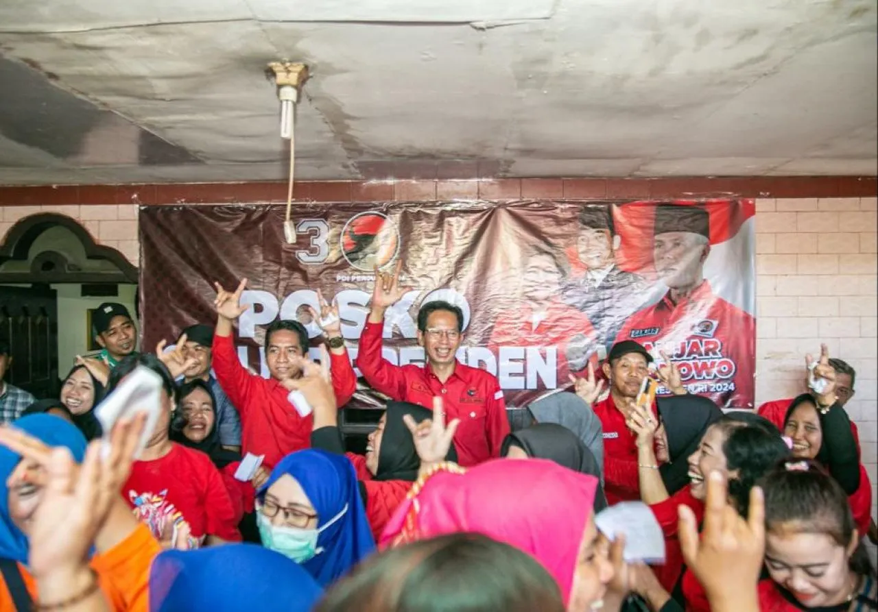 Diberi Kuis soal Ganjar, Emak-Emak Senam Surabaya Kompak Jawab: Ganteng!