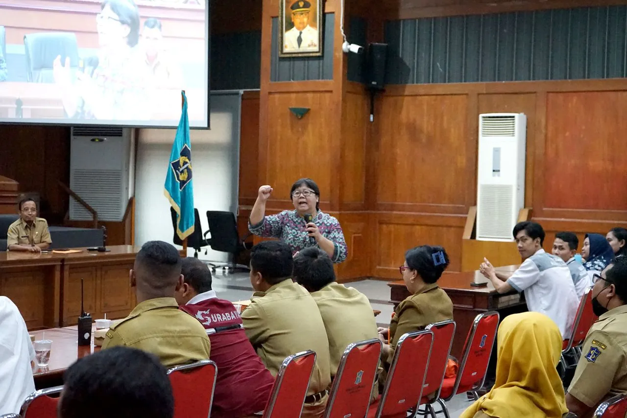 Pemkot Surabaya Latih Ratusan Pengelola Aduan Masyarakat
