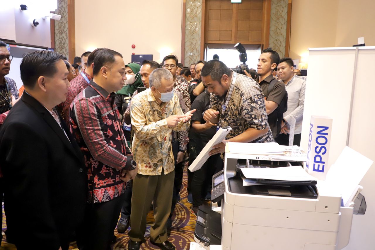 Sukses Gelar Forum Smart City Nasional 2023, Wali Kota Eri Ajak Semua Daerah Bergandeng Tangan untuk Indonesia Cerdas
