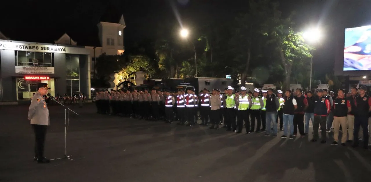 Antisipasi Kejahatan Sabtu Malam Minggu di Surabaya, Polisi Kerahkan Patroli Gabungan Skala Besar
