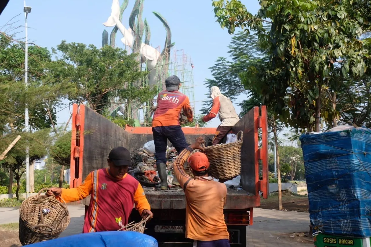 Wow Keren! Sampah Plastik di Surabaya Berkurang 2 Ton Setiap Hari