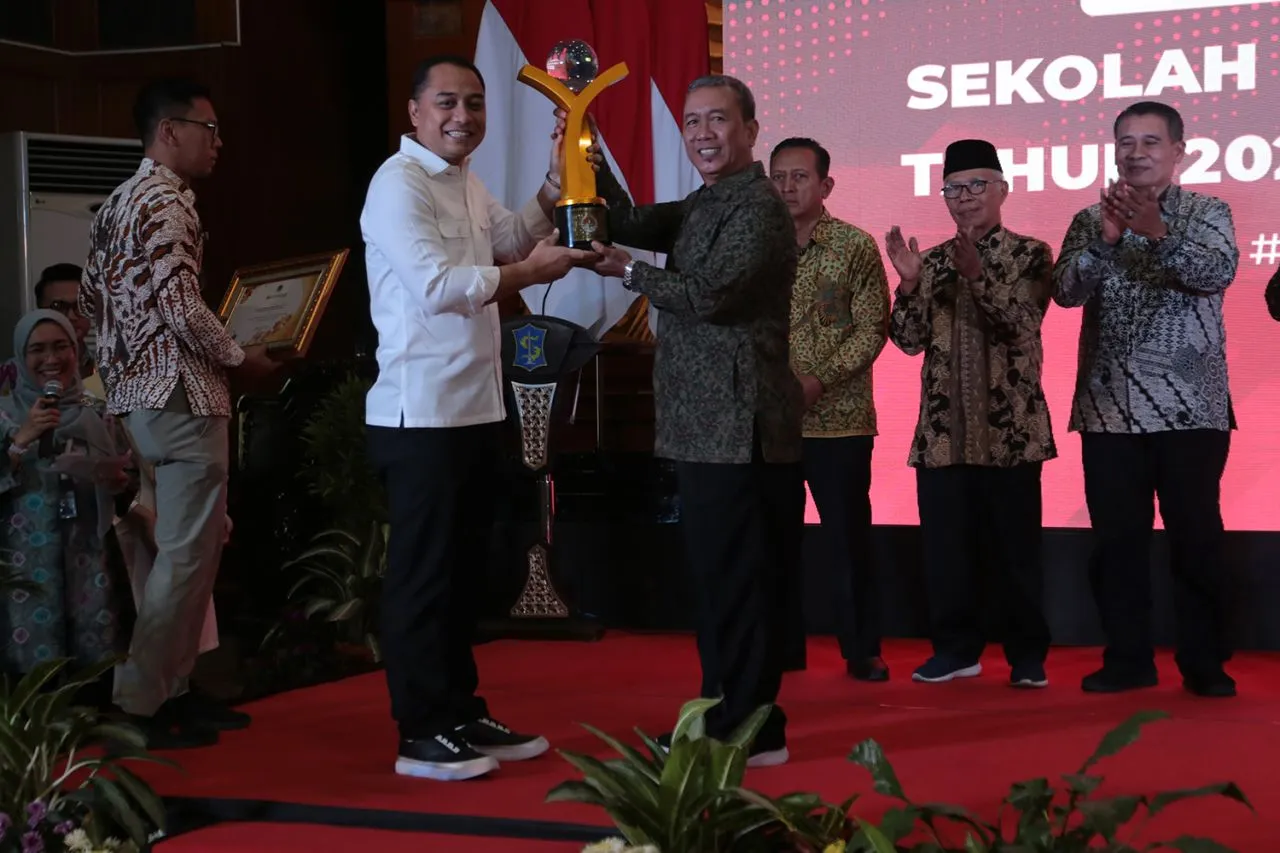 Ini Daftar Penerima Piagam Adiwiyata dan Proklim dari DLH Kota Surabaya