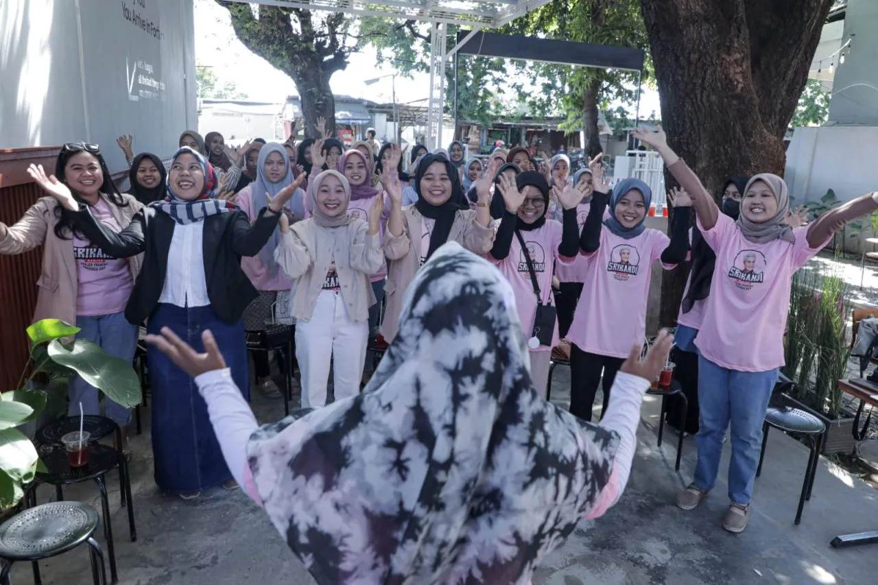 Srikandi Ganjar Beri Pelatihan Public Speaking bagi Perempuan Muda di Situbondo