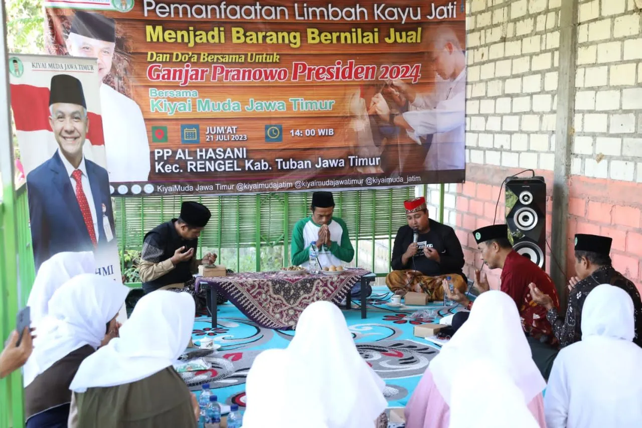 Di Bumi Ronggolawe, Kiai Muda Ganjar Gelar Pelatihan Pemanfaatan Limbah Kayu Jati