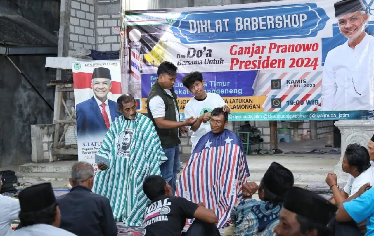 Di Bumi Joko Tingkir, Kiai Muda Ganjar Gelar Pelatihan Barbershop