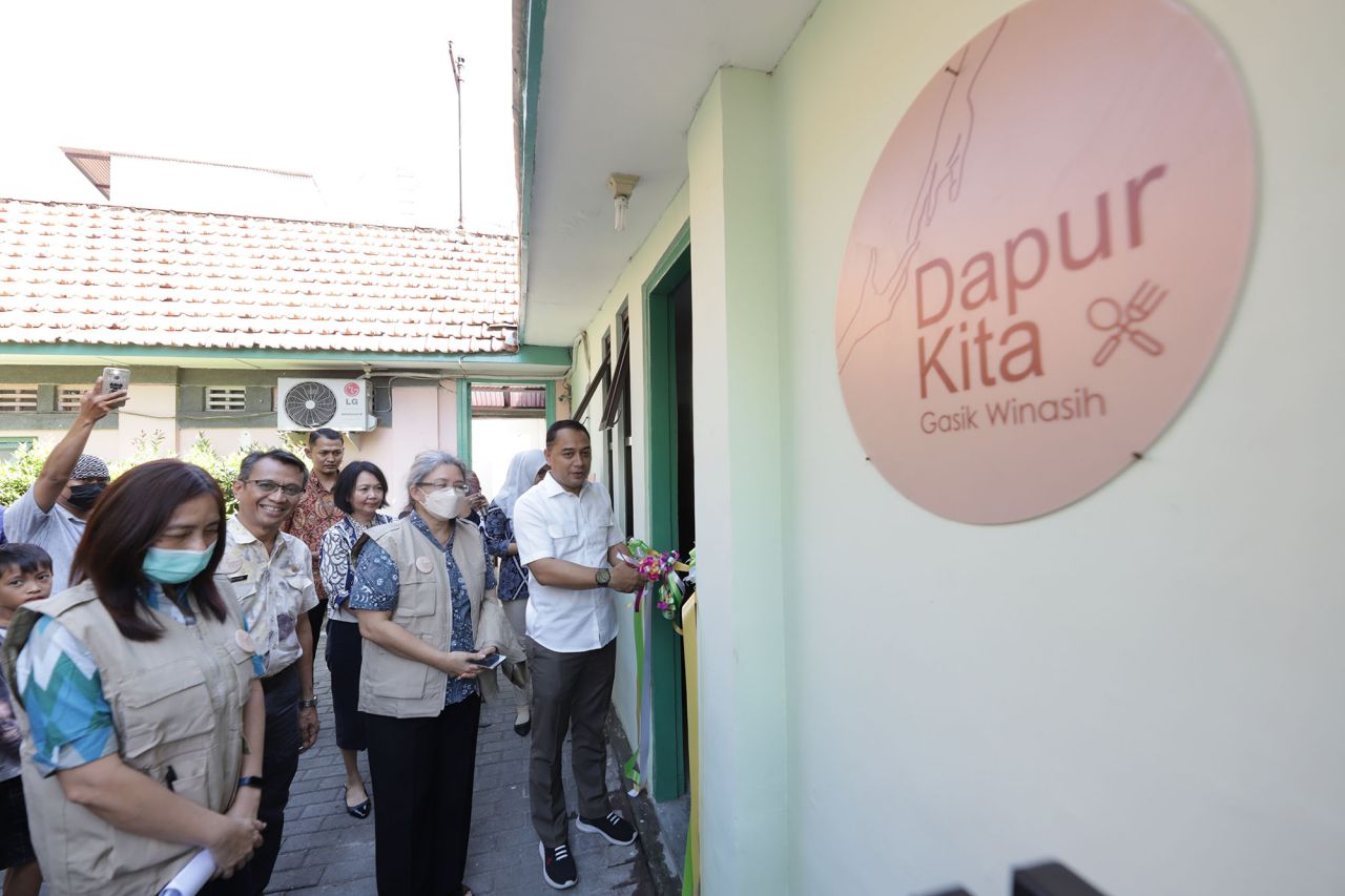 Resmikan “Dapur Kita”, Wali Kota Eri: Penyelesaian Masalah dengan Permakanan