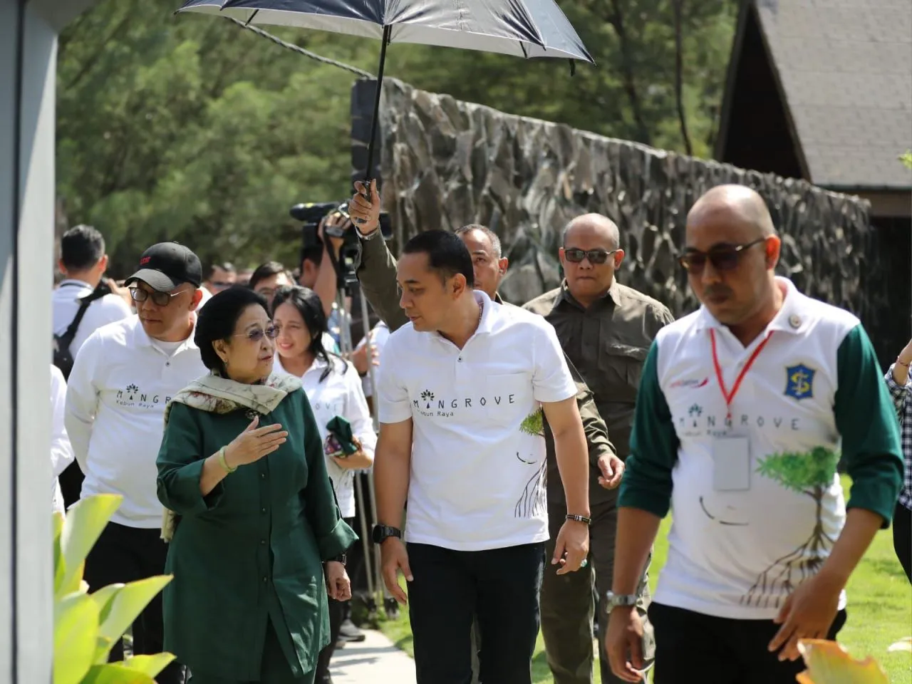 Wali Kota Eri Cahyadi Sebut Pembangunan Kebun Raya Mangrove Surabaya Arahan dari Megawati
