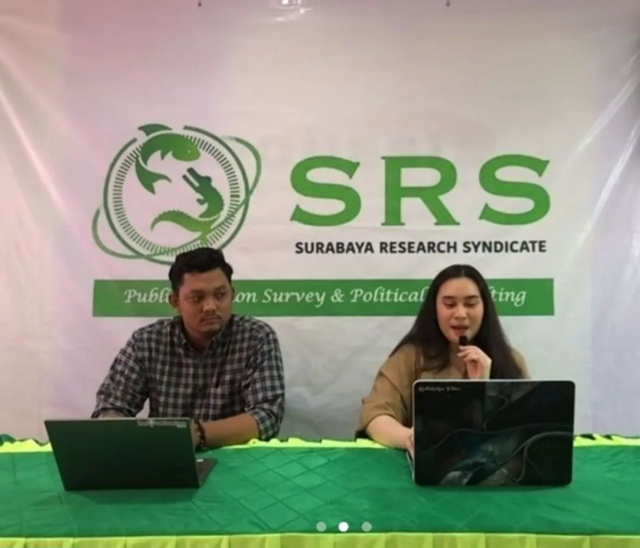 Survei Capres SRS Jatim: Prabowo 43,7%, Ganjar 39,5%, Anies 12,2%