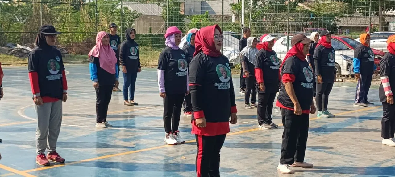 Lewat Senam, Kowarteg Ganjar Ajak Ibu-Ibu di Surabaya Hidup Sehat