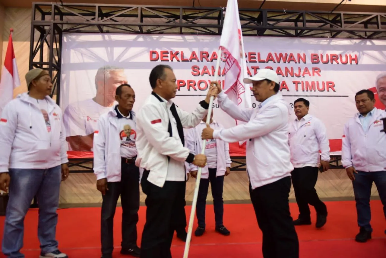 Di Surabaya, Ribuan Buruh Sahabat Ganjar Deklarasi All Out Menangkan Ganjar