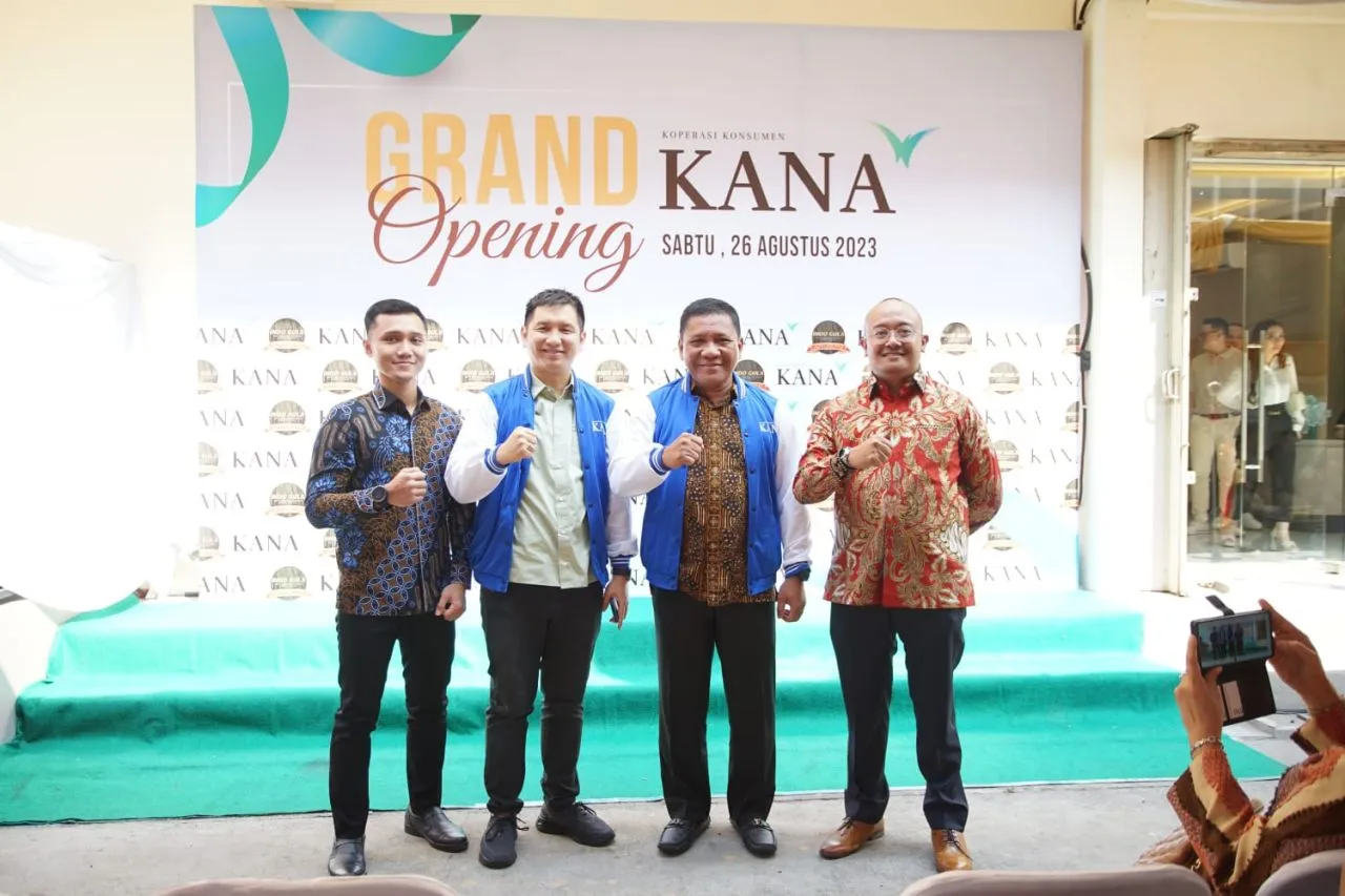 Dorong Produk UMKM Go Internasional, Wakasal Resmikan Koperasi Kana Surabaya