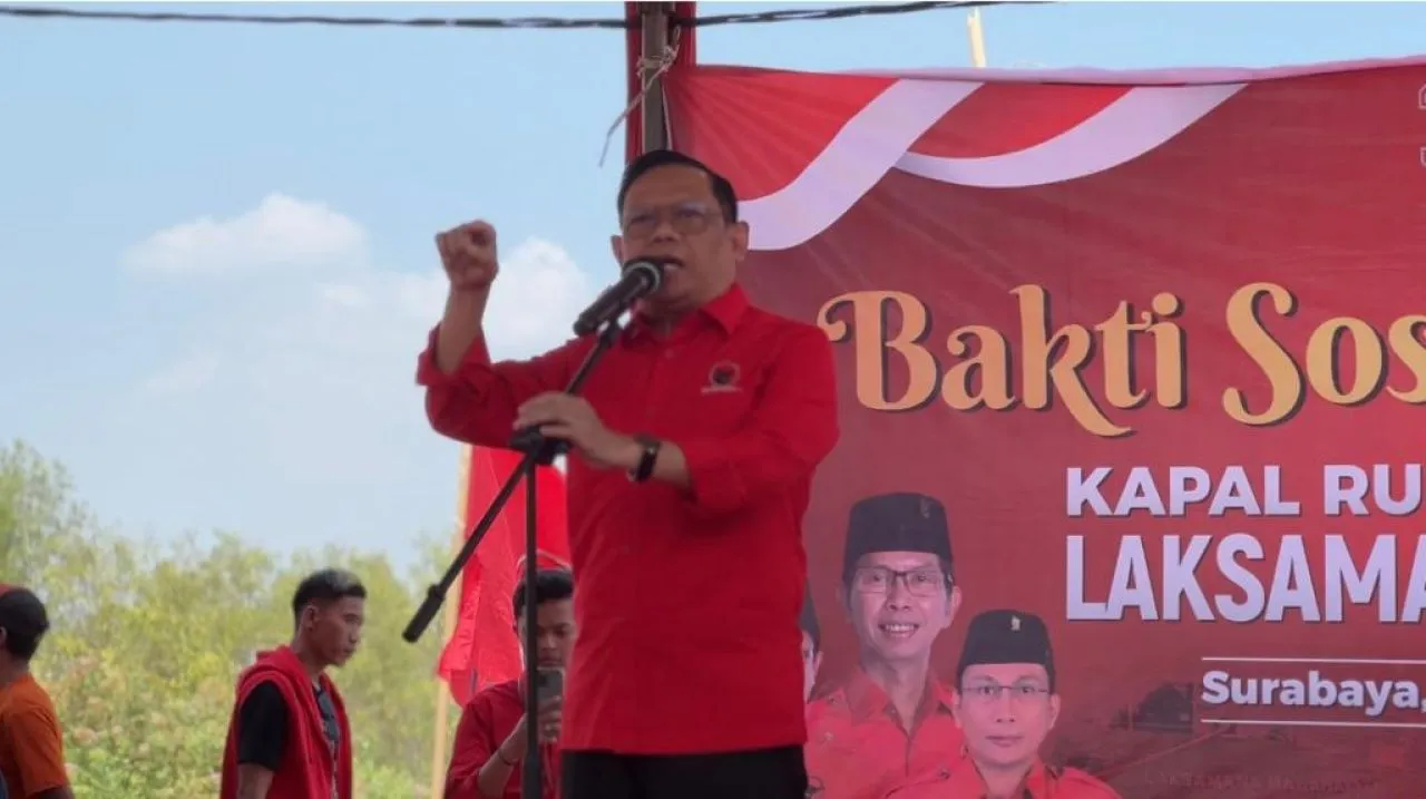 Ribuan Warga Surabaya Rela Antri Demi Pengobatan Gratis RS Kapal Laksamana Malahayati Peduli