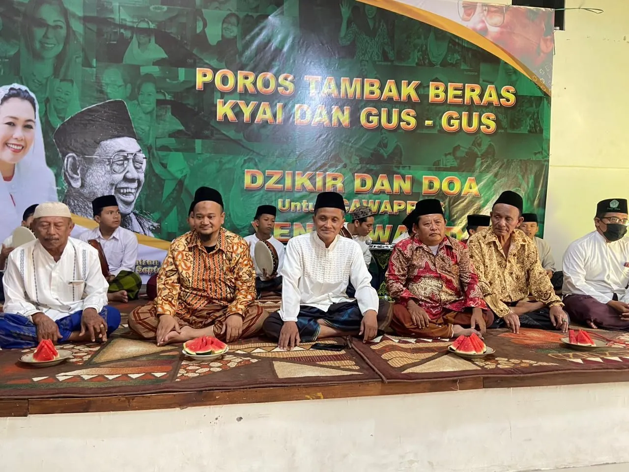 Kyai, Gus dan Santri Tambak Beras Gelar Dzikir, Doakan Yenny Wahid Cawapres 2024