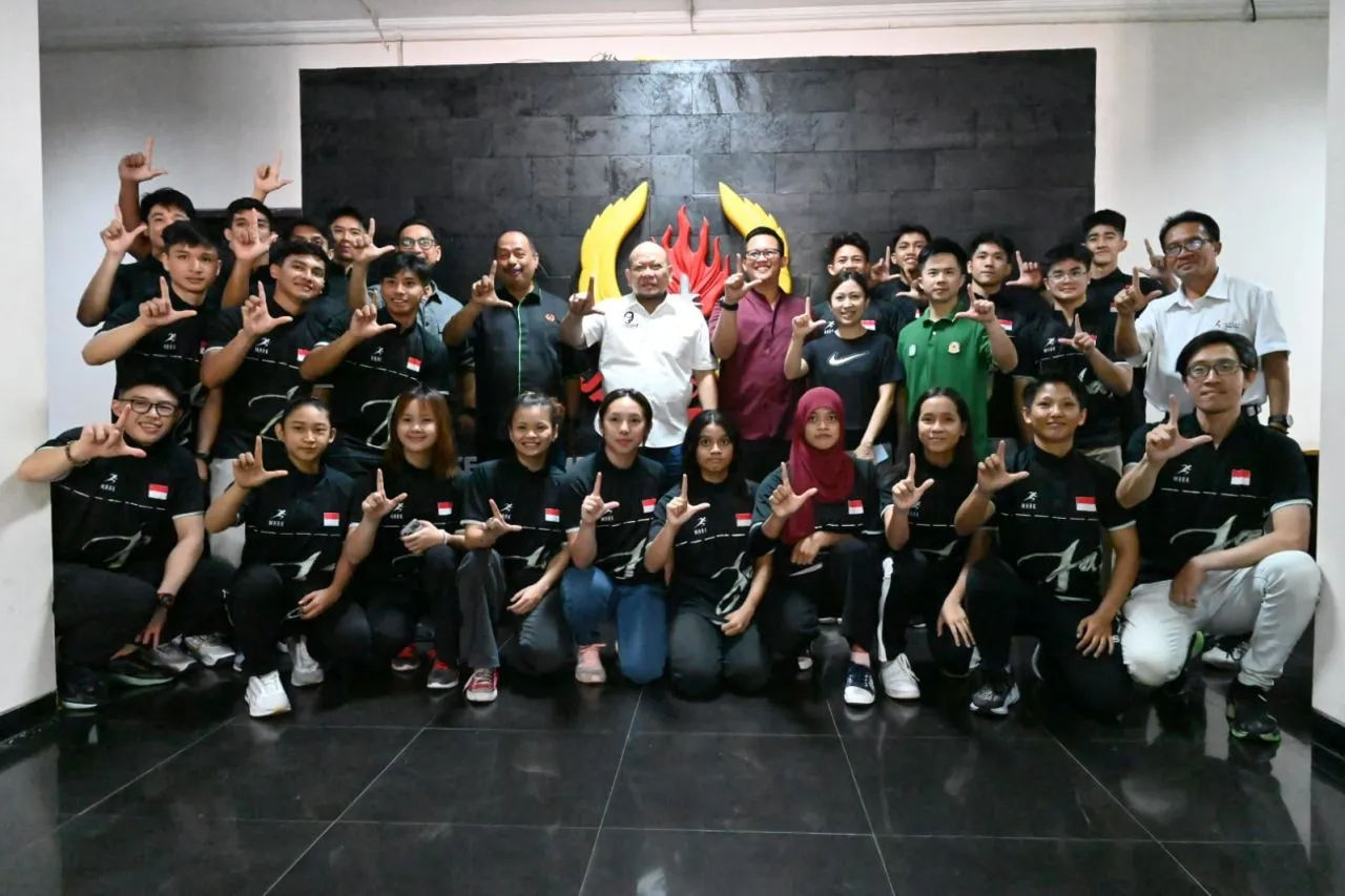 Lepas 32 Atlet Wushu, Ketua KONI Jatim Minta Pertahankan Prestasi di PON Papua