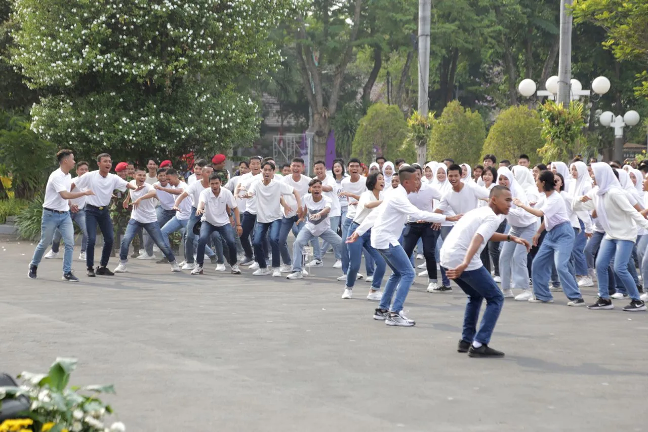 Resmi, 1.145 Pemuda Berprestasi Jadi Duta Pemkot Surabaya
