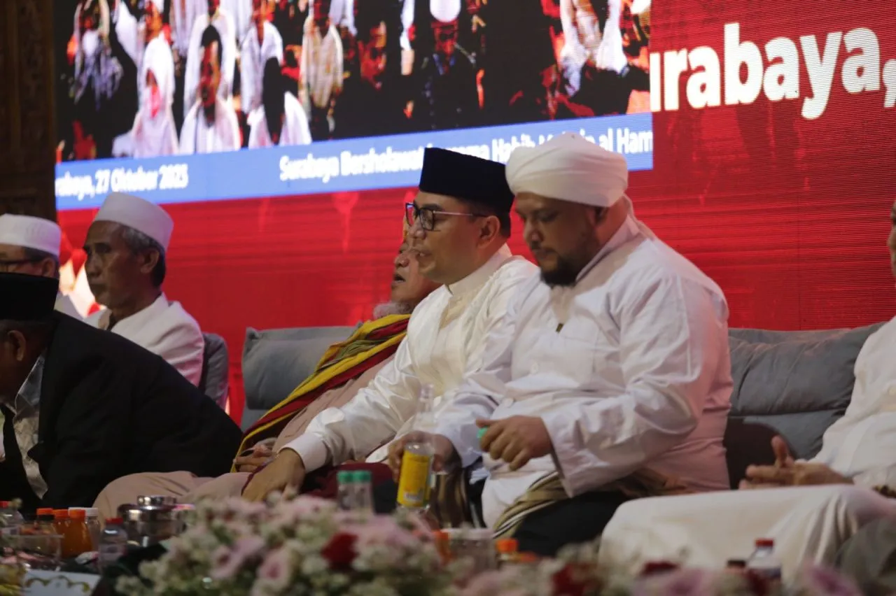 18 Kafilah Wakil Surabaya yang Juara MTQ XXX Tingkat Jatim Terima Reward
