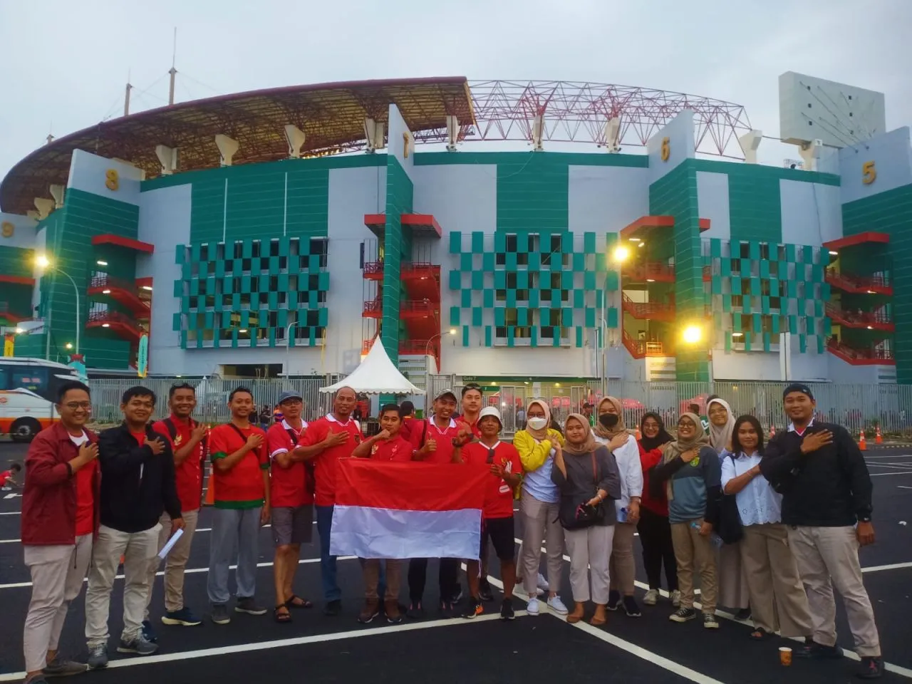 SIER Bagikan Tiket Gratis Piala Dunia U-17 untuk Karyawan Gelar Nobar di GBT