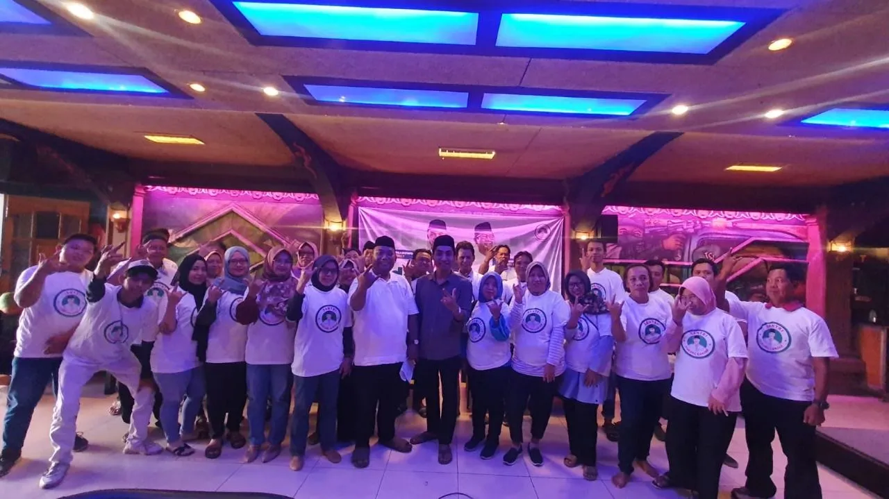 Santri Ganjar Jatim Suarakan Pemilu Damai dan Kondusif Melalui Doa Bersama di Surabaya