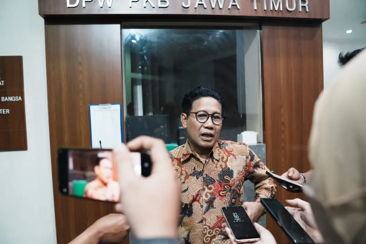 Dua Menteri Ikut Nimbrung Nobar Debat Cawapres di Surabaya