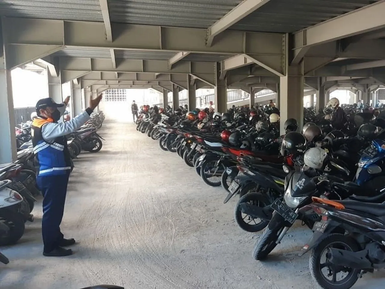 Atasi Jukir Nakal, Dishub Surabaya Gandeng Karang Taruna
