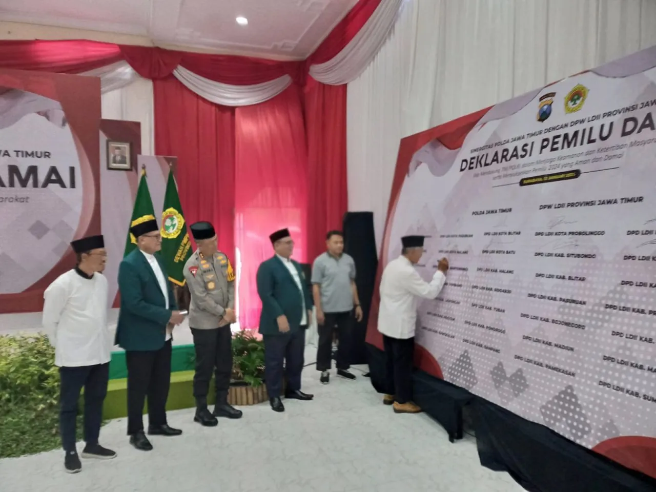 LDII dan Kapolda Jatim gelar Deklarasi Pemilu Damai