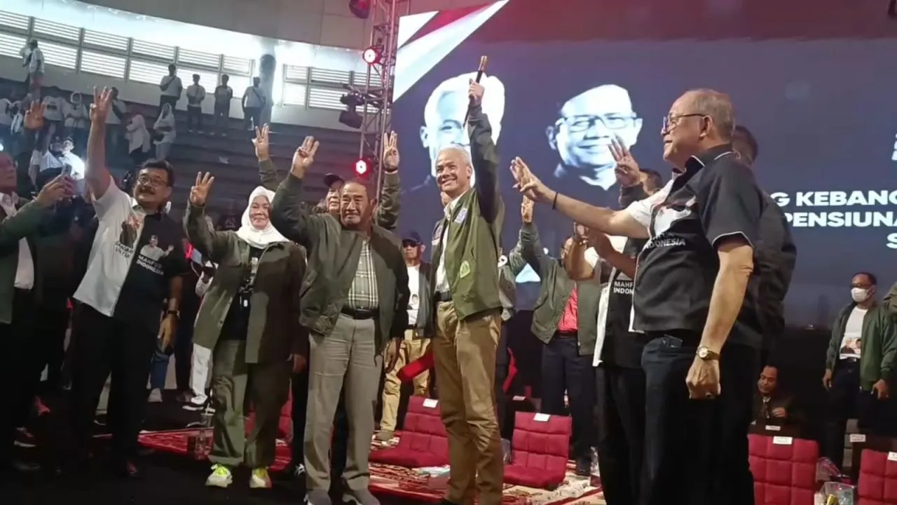 Dukungan 19 Jenderal Purnawirawan Jadi Amunisi Baru Bagi Ganjar - Mahfud MD