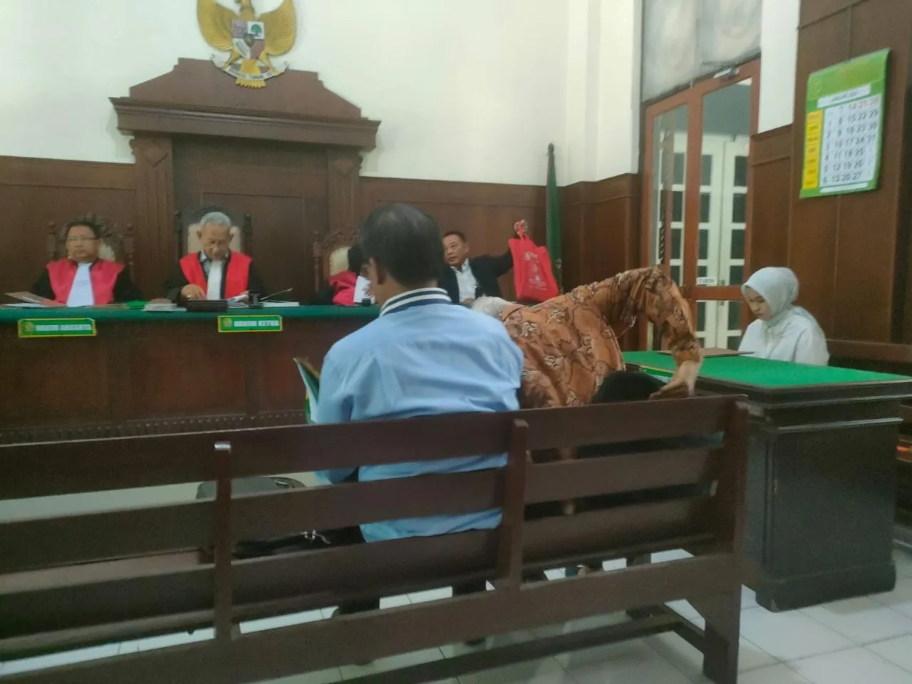 Perkara Koperasi Semolowaru, Mejalis Hakim Tawari Kedua Belah Pihak Lakukan Mediasi