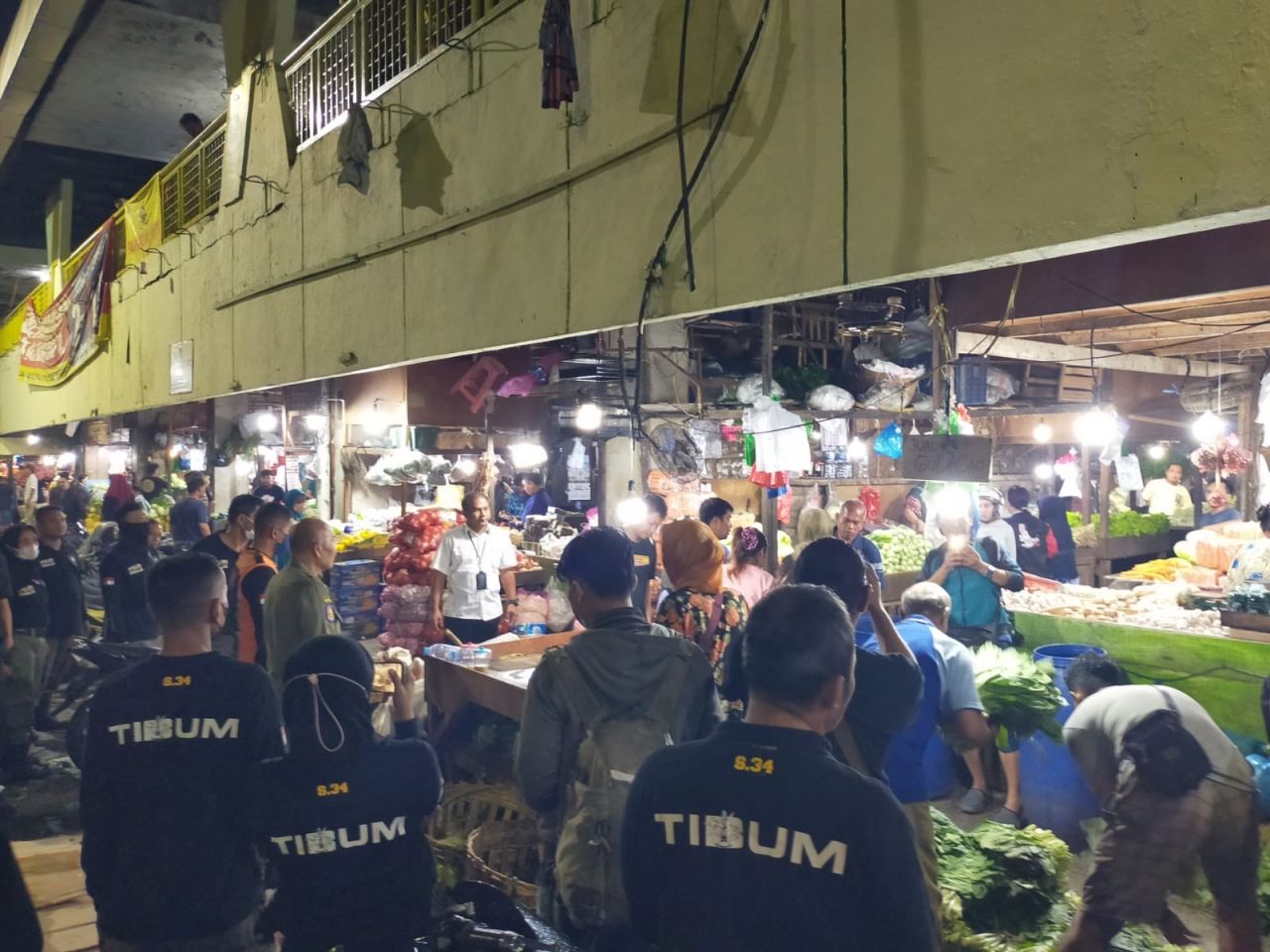 Pedagang Pasar Keputran Utara Diajak Kembali ke Masuk ke Pasar