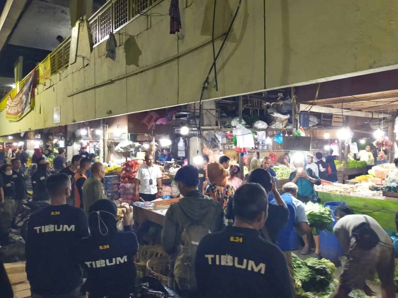 Pedagang Pasar Keputran Utara Diajak Kembali ke Masuk ke Pasar
