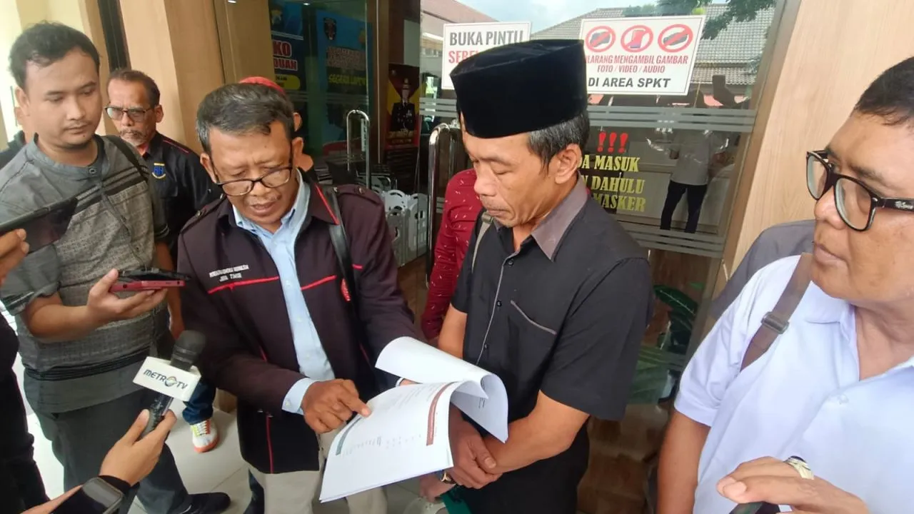 Laporkan Ketua KPU Terkiat UU ITE Ke Polda Jatim Ditolak, Pedagang Kopi Angkringan: Tidak Mendasar!