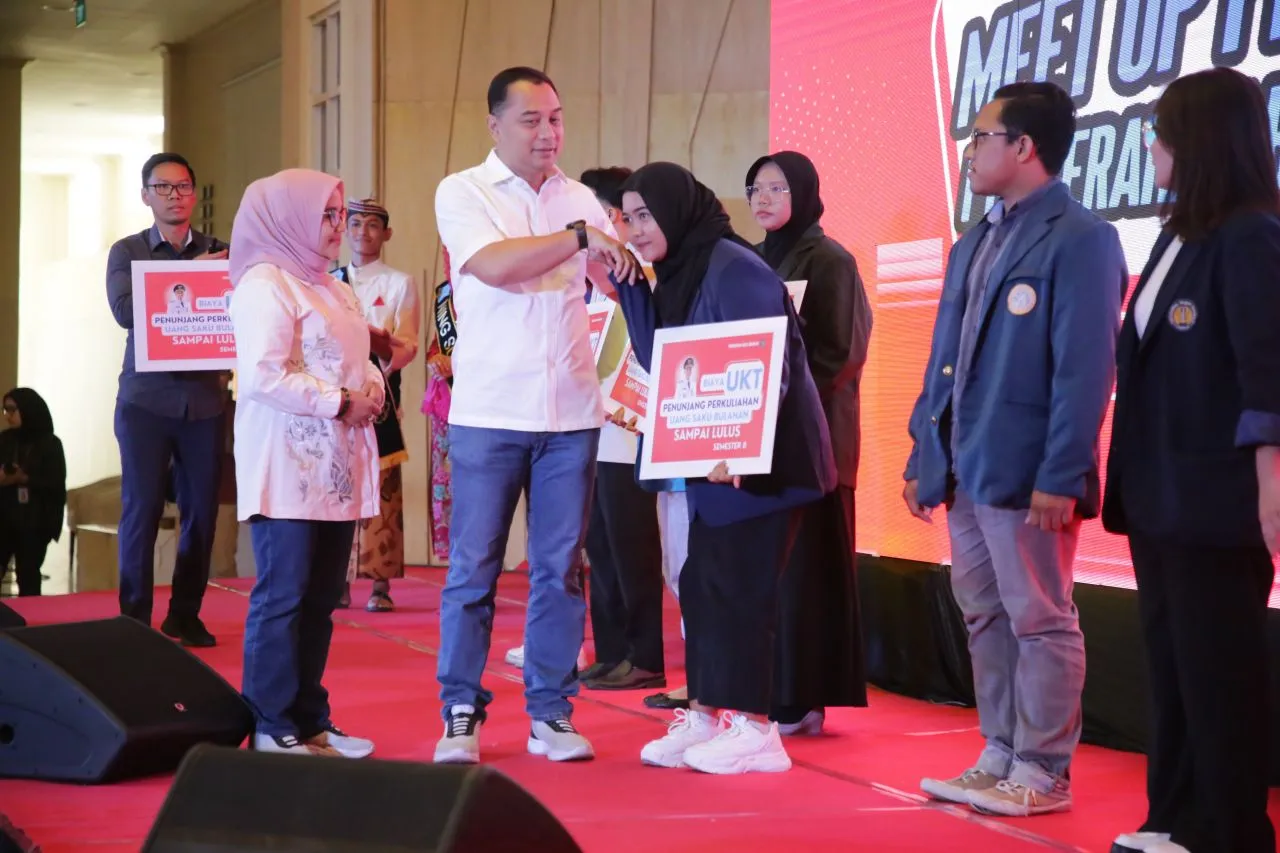Tahun 2024, Wali Kota Eri Cahyadi Gelontorkan 25.919 Beasiswa untuk TK hingga Mahasiswa