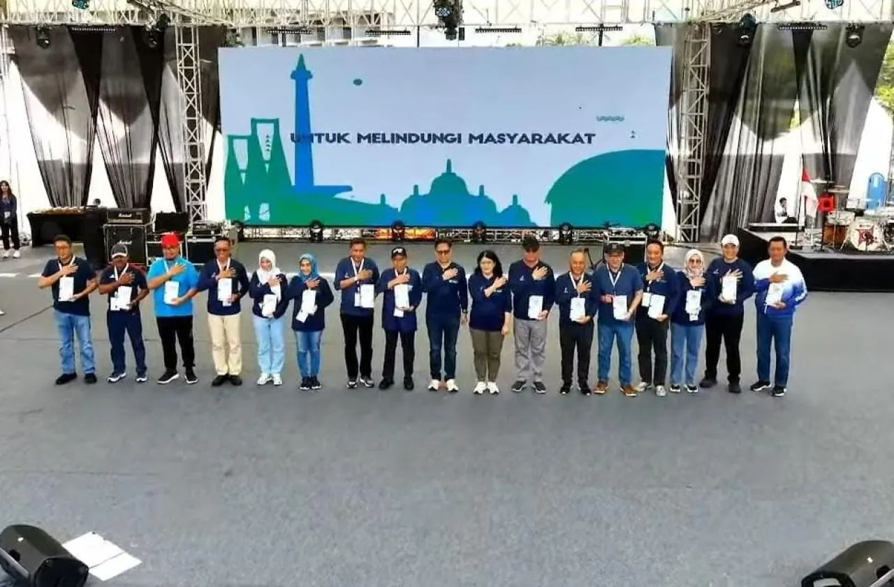 Pemkot Surabaya Raih Penghargaan CPOB dari BPOM RI