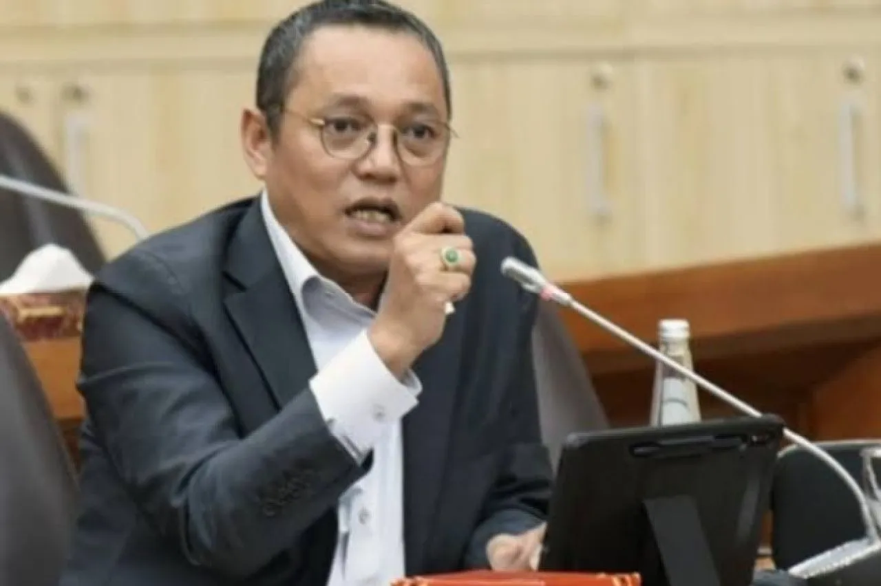 Ada Perintah Penghentian Rekapitulasi Suara, Deddy Yevri Minta KPU Beri Penjelasan
