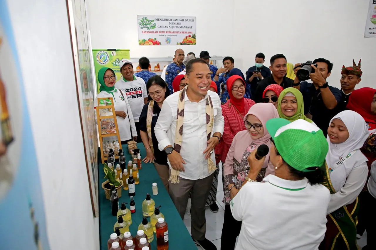 Dibantu BRI, Wali Kota Eri Cahyadi Resmikan Rumah Maggot dan Eco Enzim Senilai Rp 394 Juta