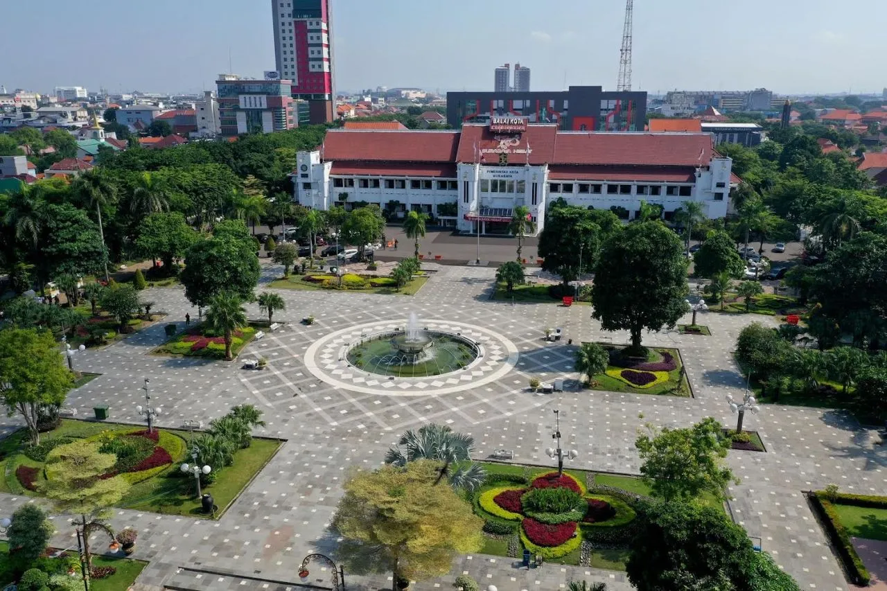 Ayo Rek! Wali Kota Eri Cahyadi Ajak Masyarakat Surabaya Ramaikan Ramadan Vaganza