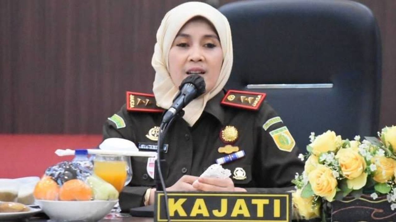 Foto: Kepala Kejaksaan Tinggi (Kajati) Jatim Mia Amiati