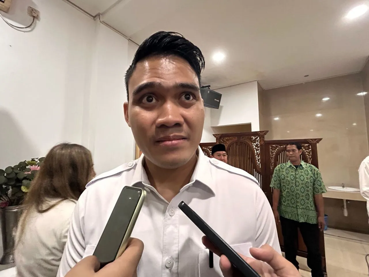 Gerindra Batal Usung Kader Internal di Pilkada Surabaya 2024?