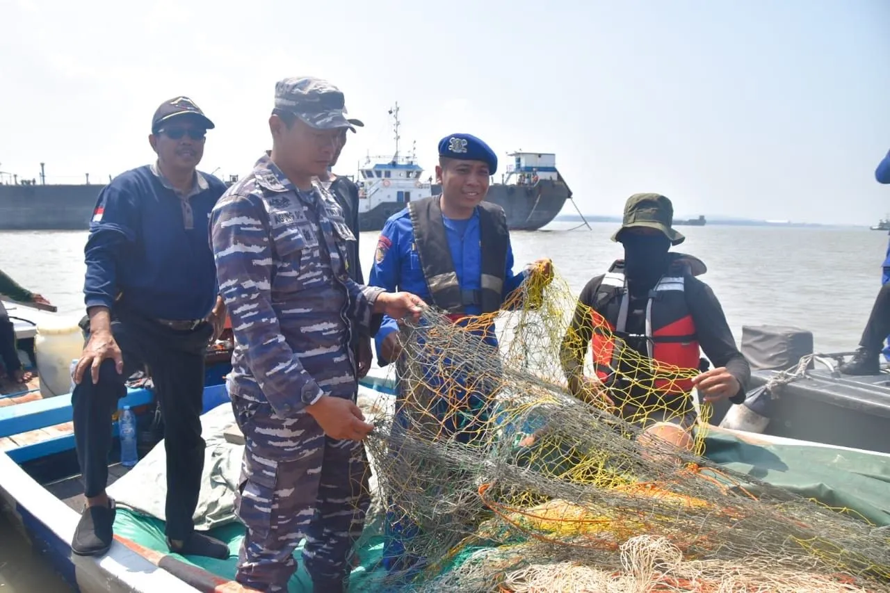 Satpol PP dan DKPP Surabaya Gencar Patroli Laut, Ada Apa?