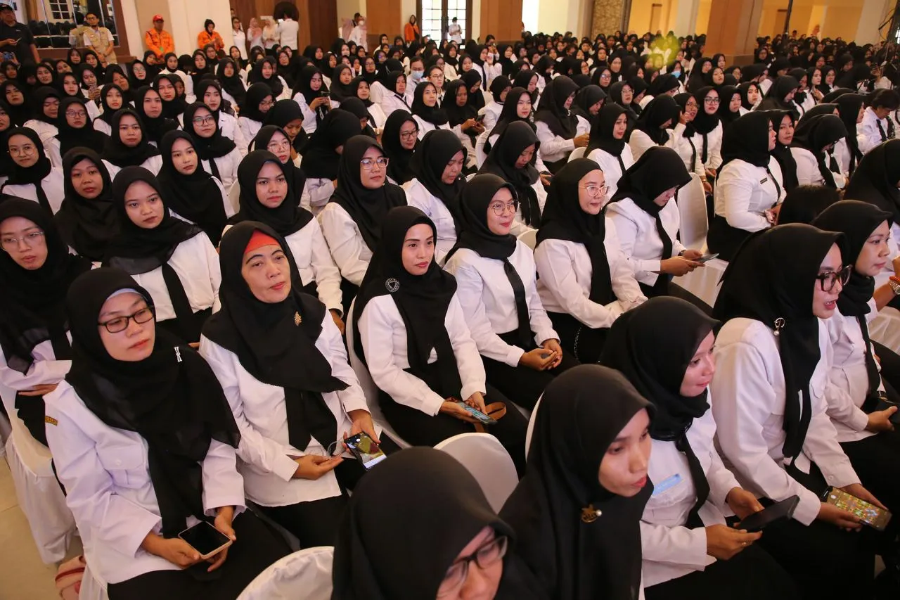 Sebanyak 1.366 PPPK di Surabaya Terima SK Pengangkatan