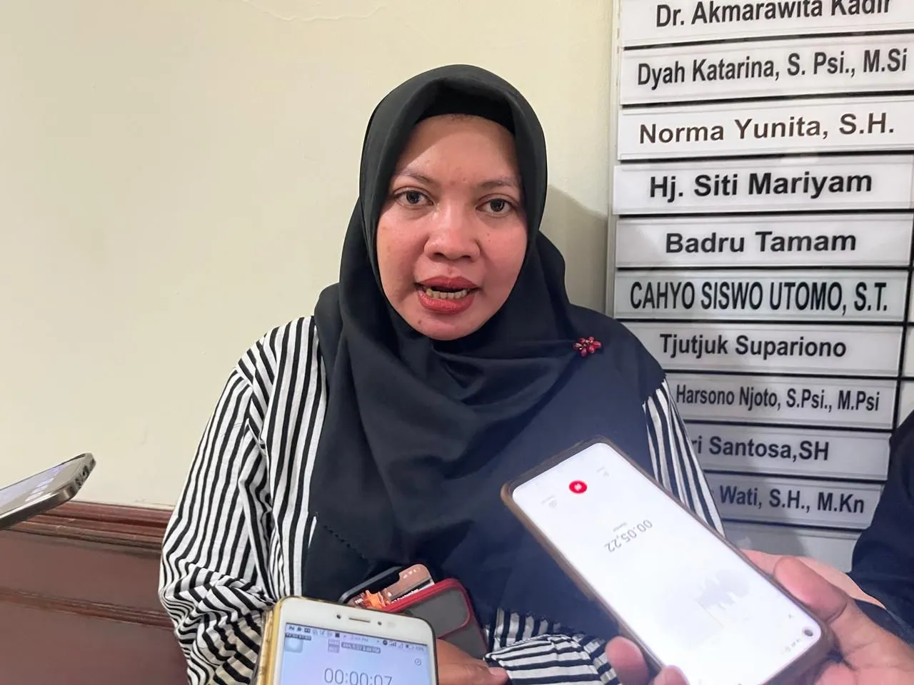 Komisi D Desak Dispendik Keluarkan Surat Imbauan Wisuda