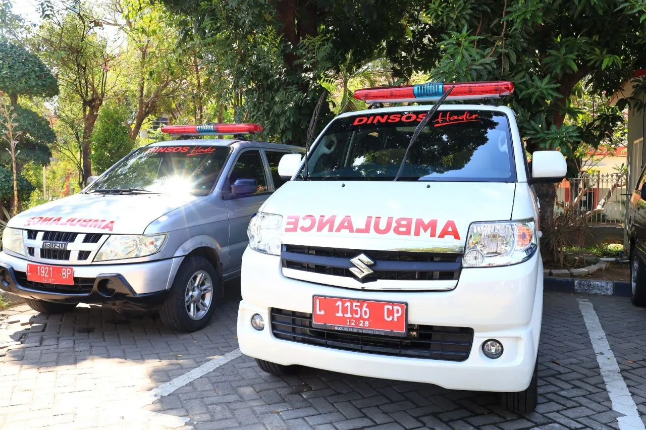 Permudah Layanan Kesehatan, Pemkot Surabaya Sediakan 1 RW 1 Nakes dan 1 Ambulans Kelurahan