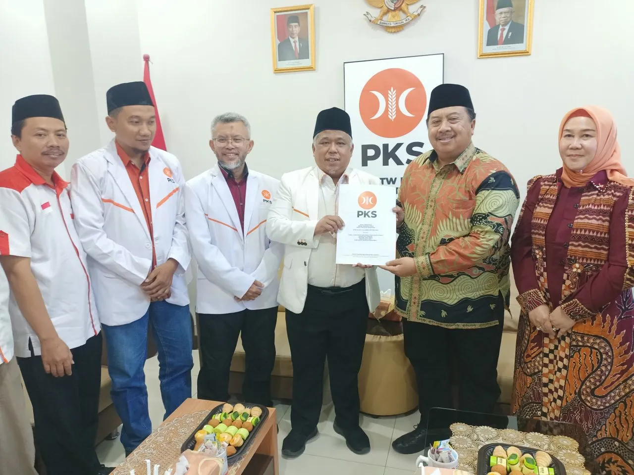 Dapat SK dari DPP PKS untuk Maju Cakada Jombang, Warsubi: Kita Berjuang Bersama untuk Masyarakat