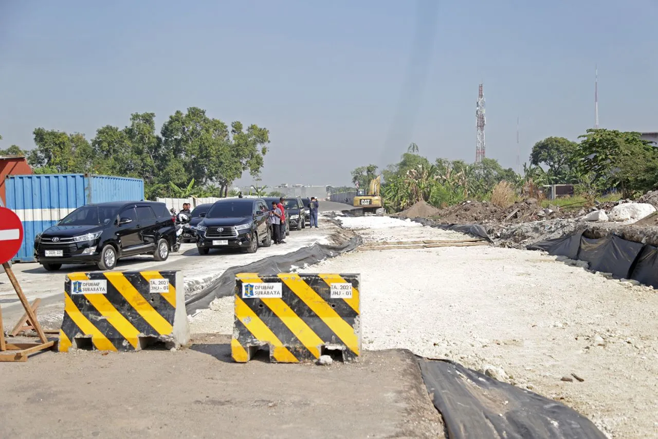 Akhir September 2024, Pergerjaan Satu Jalur Radial Road Lontar Dipastikan Selesai