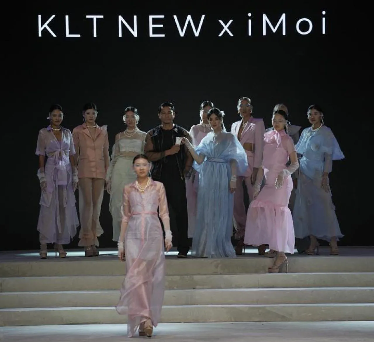 Keterlibatan KLT NEW Dalam Keberhasilan Surabaya Fashion Parade 2024