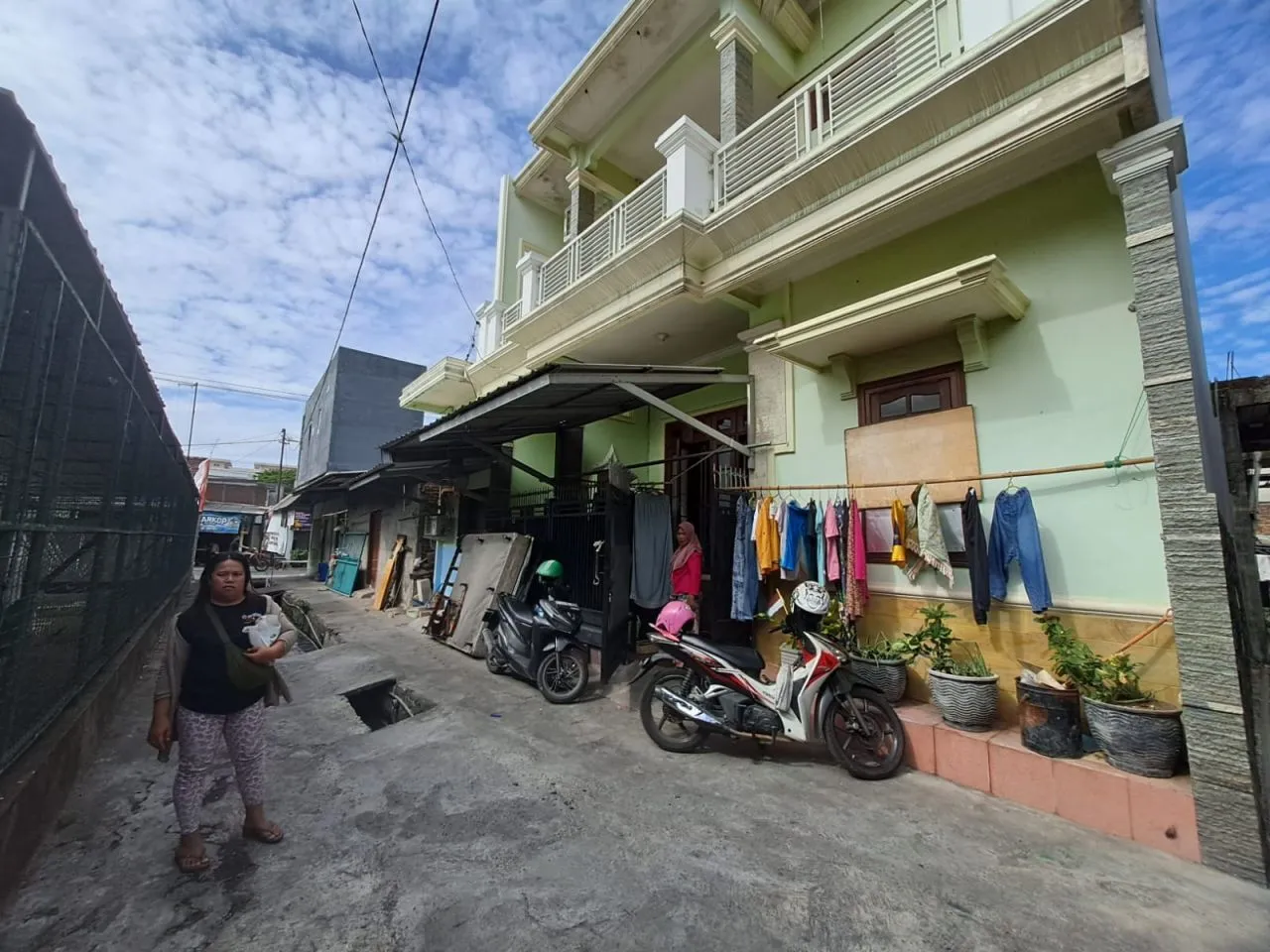 Istri Pelaku Pembakaran Rumah di Surabaya Ungkap Kronologi Sebelum Kejadian