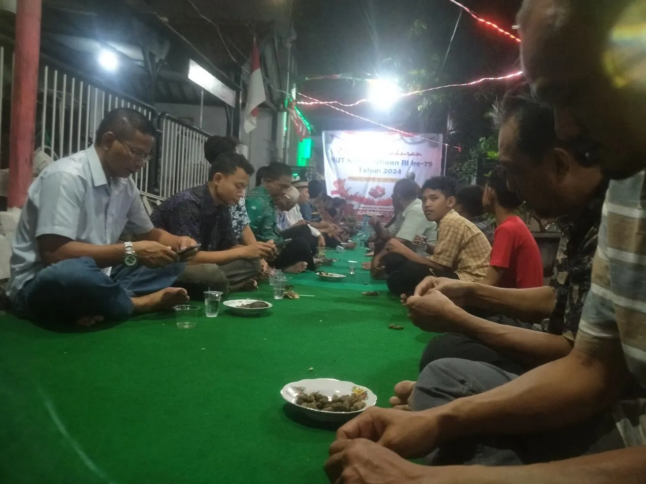 Ajang Silatuhrami,Warga RT 9 /RW 5 Ngegel Rejo Surabaya Gelar Malam Tirakatan
